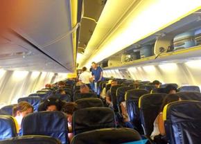 Avionul spre Oslo, „deturnat” de un impresar important din România: „Eram pilit. Cum s-a sculat, pac, i-am dat un neveu! Jos!”