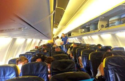 Avionul spre Oslo, „deturnat” de un impresar important din România: „Eram pilit. Cum s-a sculat, pac, i-am dat un «neveu»! Jos!”