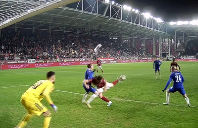 „Scorpionul” din Giulești » Gol à la Ibrahimovic în Rapid - FCU Craiova