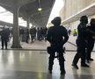 Ultrașii lui FCU Craiova au ajuns în București: scandări xenofobe în Gara de Nord! Sunt însoțiți de jandarmi în drum spre Giulești