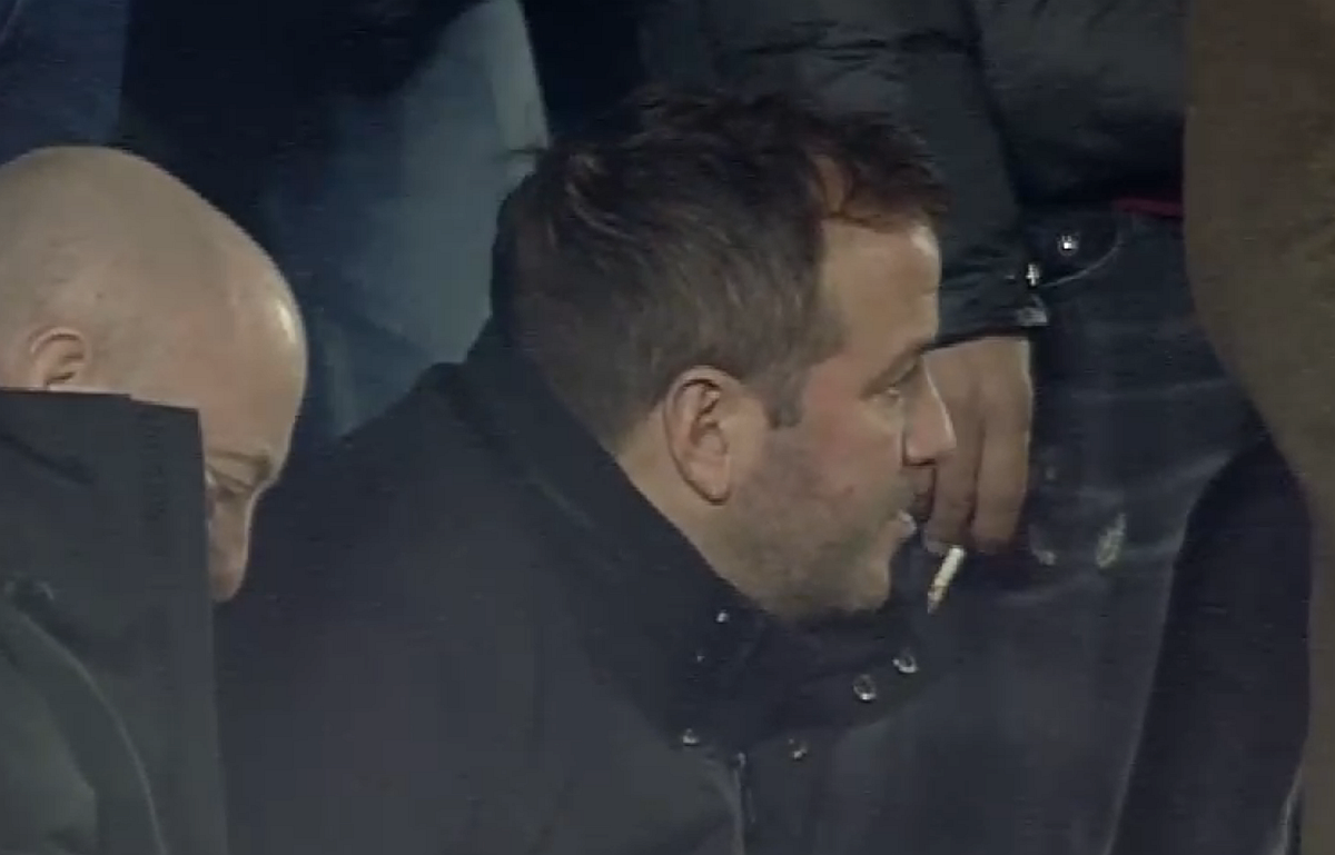 Van der Vaart, spectator de lux la Rapid - FCU Craiova