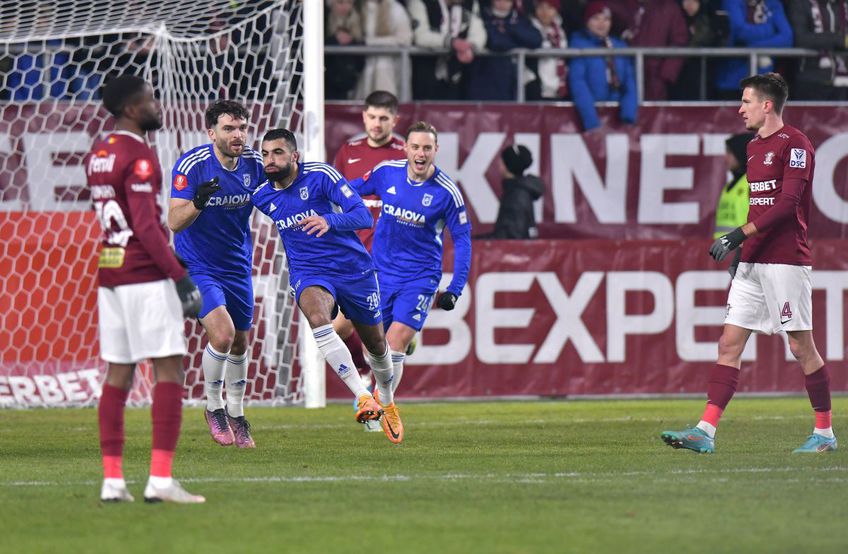 FCU Craiova s-a impus pe terenul Rapidului, scor 2-1, și urcă pe locul 7 în SuperLigă.