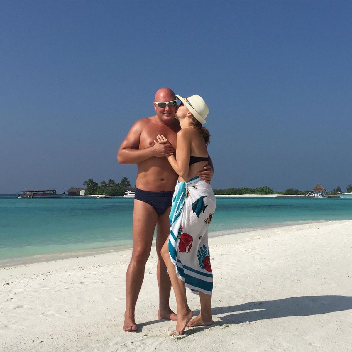 Fostul patron din Superliga a divorțat în secret de soția cu 20 de ani mai tânără