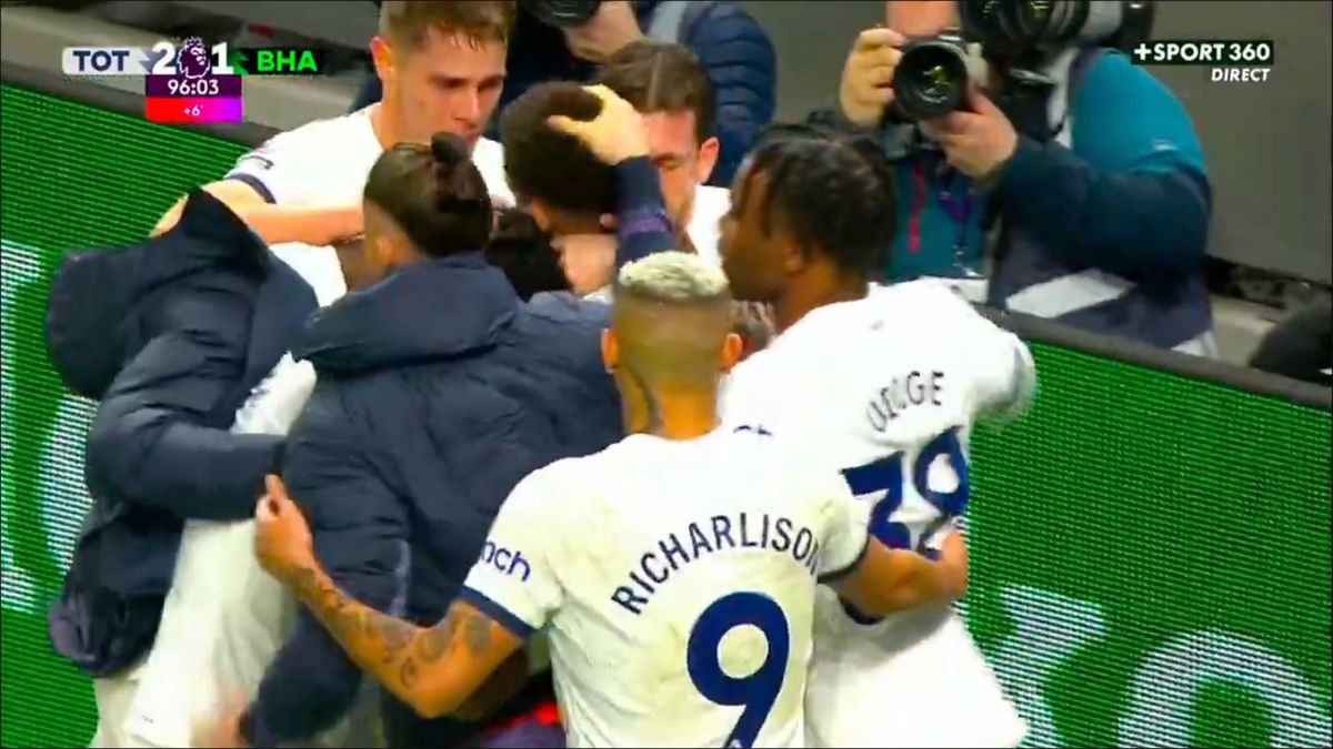 Revoluția lui Postecoglou la Tottenham » Radu Drăgușin are un rol important