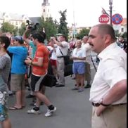 Ilie Bolojan, la promovarea-fantomă a Bihorului, din 2011 / Sursă foto: Captură Facebook