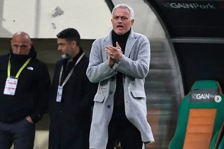 Galatasaray, mitraliată de Mourinho » „A ruinat fotbalul. Contracte și pariuri ilegale! Ziariști și arbitri cumpărați”