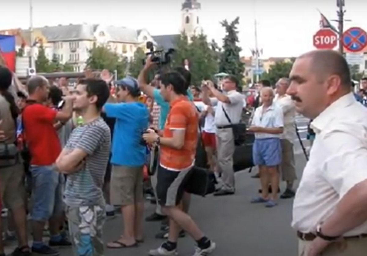 Ilie Bolojan și scenele uitate de timp descoperite în arhiva GSP: în stradă cu suporterii la promovarea-fantomă » Momentul în care a stârnit furia comunității