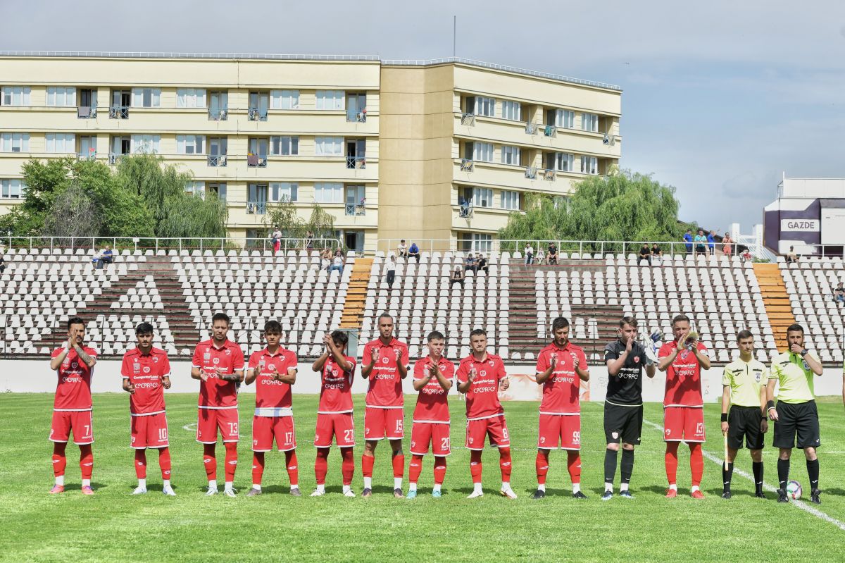 Cum mai arată stadionul din Regie » Legendele Sportului Studențesc, demonstrativ la 109 ani de la înființarea clubului