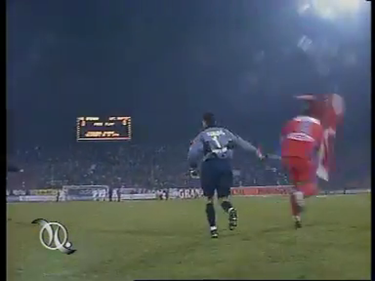 Răzvan Lucescu - steag Rapid vs Steaua, pe Ghencea