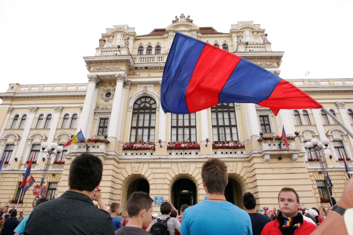 Ilie Bolojan și scenele uitate de timp descoperite în arhiva GSP: în stradă cu suporterii la promovarea-fantomă » Momentul în care a stârnit furia comunității