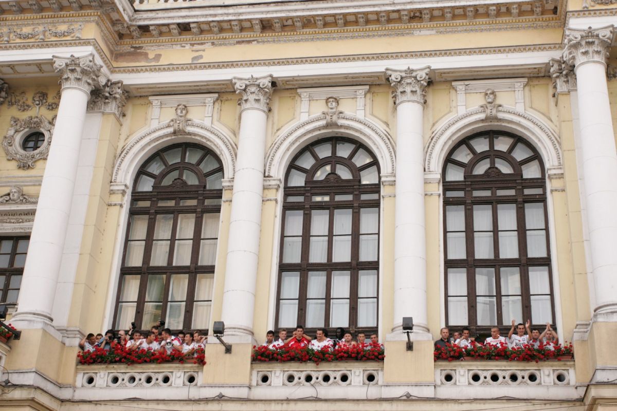 Ilie Bolojan și scenele uitate de timp descoperite în arhiva GSP: în stradă cu suporterii la promovarea-fantomă » Momentul în care a stârnit furia comunității