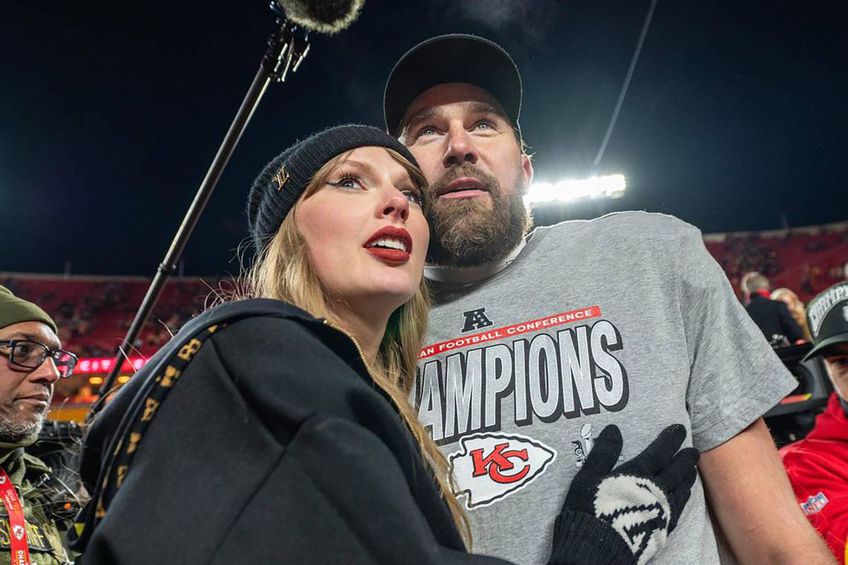 Taylor Swift, alături de Travis Kelce, partenerul ei/Foto: Imago Images