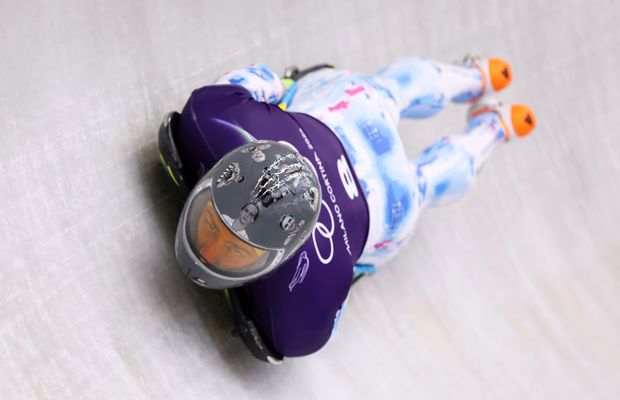 I-au interzis la Jocurile Olimpice să poarte cască de protecție cu imaginile unor sportivi ucraineni decedați în război » Reacția lui Volodimir Zelenski