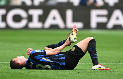 Jucătorul lui Inter, făcut praf: „El se crede un mic lider, dar este nedemn de acest club. Fă-te mic... și dispari!”