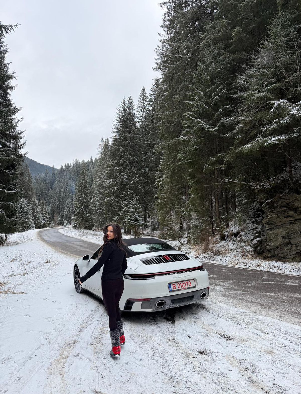 Mai ceva ca David Popovici! Artista care a cântat imnul României pe Arena Națională și-a tunat Porsche-ul: „Abia aștept să ne vedem în trafic!”