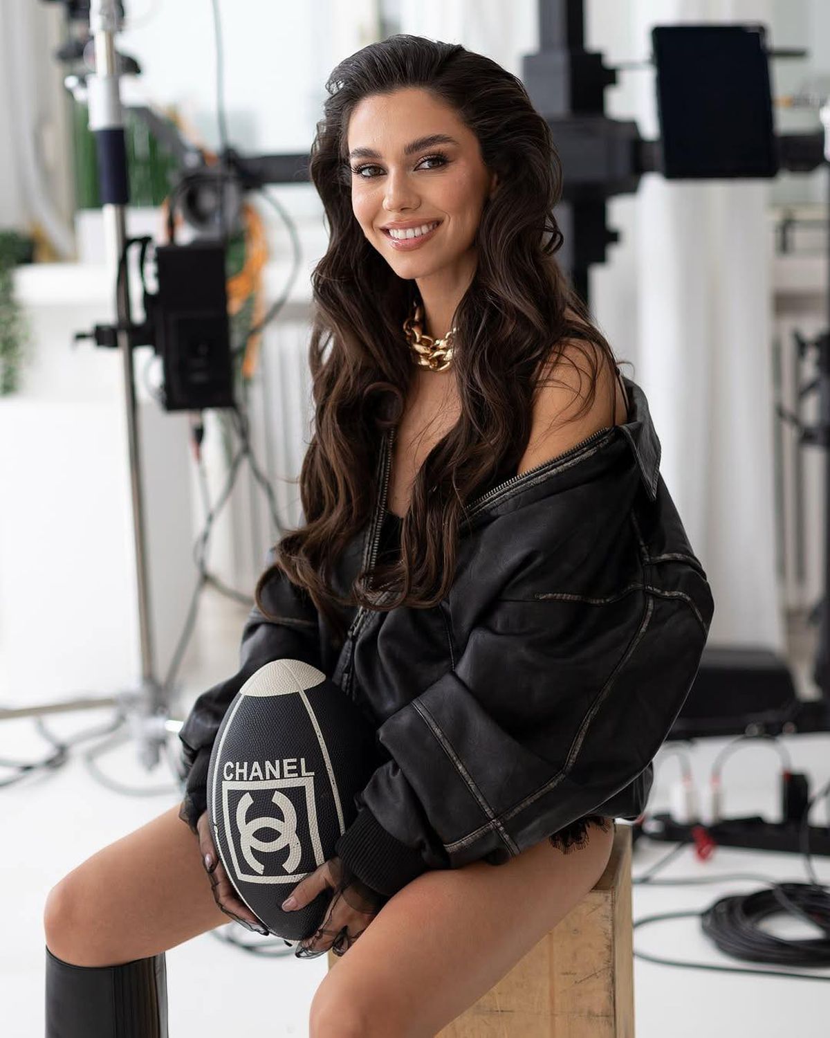 Mai ceva ca David Popovici! Artista care a cântat imnul României pe Arena Națională și-a tunat Porsche-ul: „Abia aștept să ne vedem în trafic!”