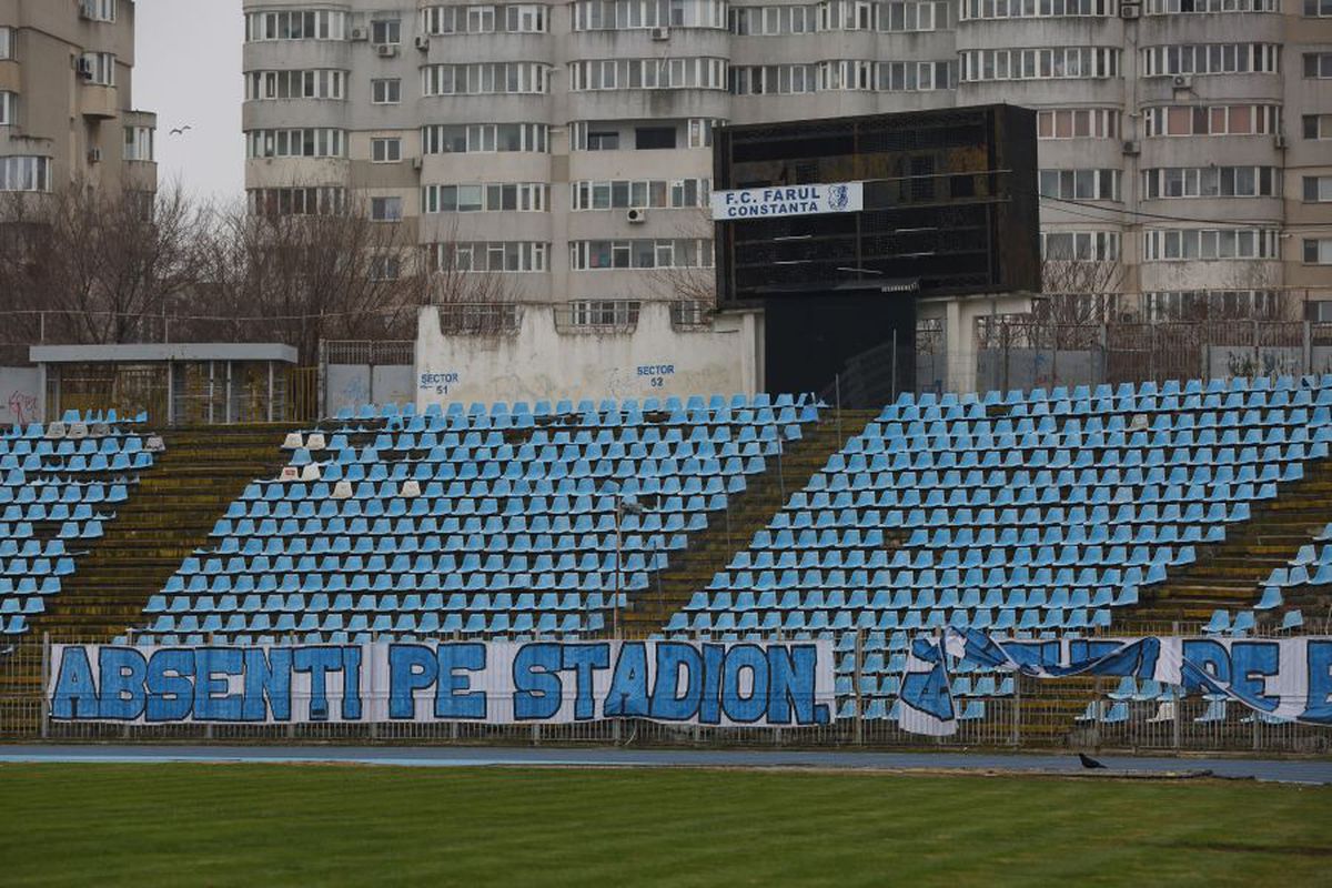 FOTO Stadionul Farul își trăiește ultimele luni de viață! Reportaj GSP la Constanța: scaune distruse, cablul de nocturnă furat, dar se visează la o arenă de 50 de milioane €