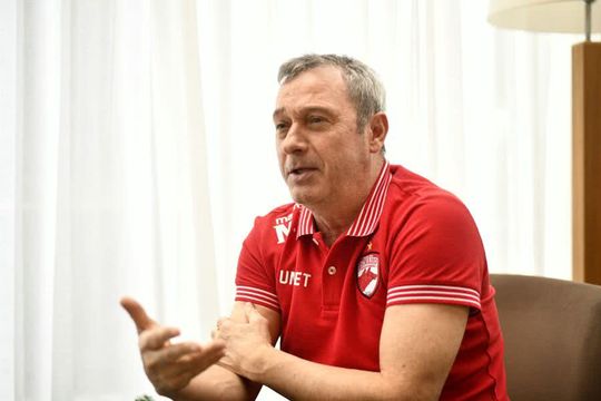 Mircea Rednic la Dinamo (58 de ani)
