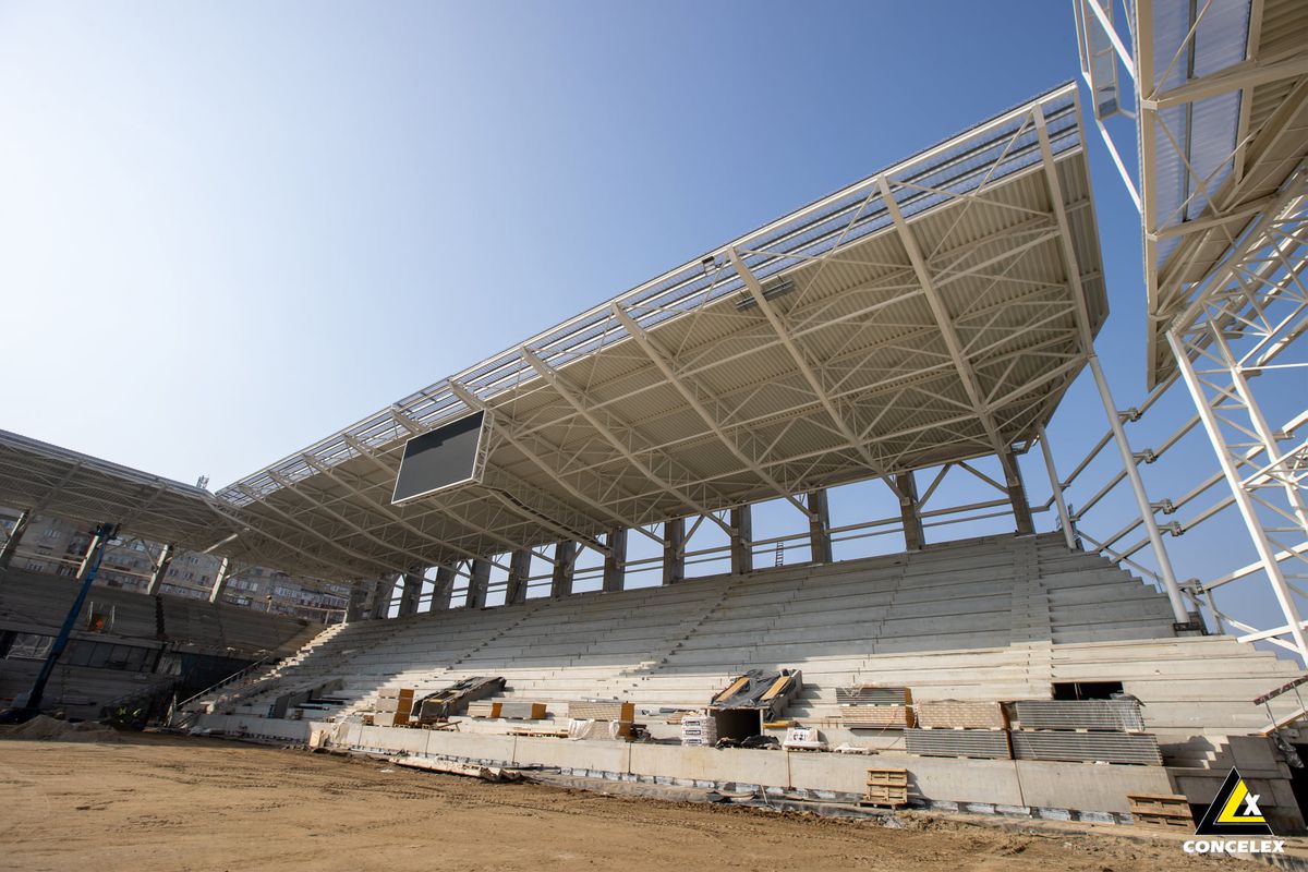 FOTO Noi imagini de la stadionul Rapid! S-au montat primele scaune