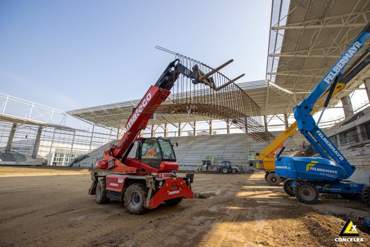 FOTO Noi imagini de la stadionul Rapid! S-au montat primele scaune