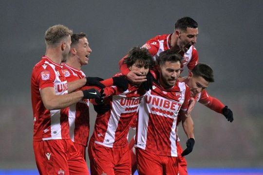 Adam Nemec, 35 de ani, a început antrenamentele pe teren, iar Dinamo speră să-l aibă de la etapa de luni, cu FC Argeș.