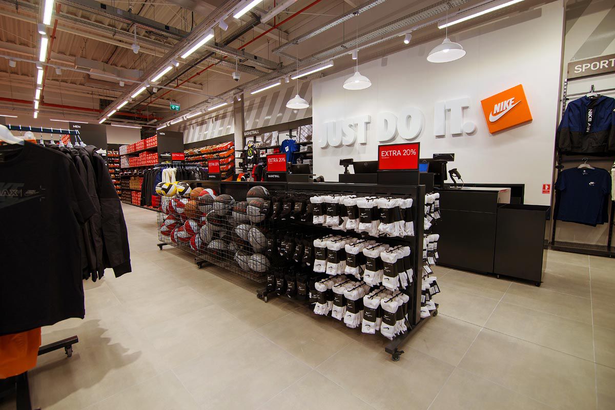 Distribuitorul Nike în Romania, Sport Time Trade deschide un nou magazin Nike Outlet in Fashion House Pallady