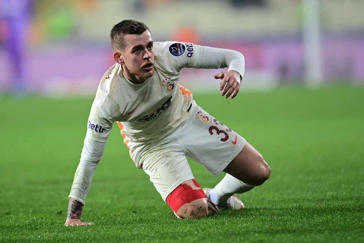 Galatasaray a supraviețuit » Ce moment: Cicâldău vs. Barcelona pe Camp Nou!