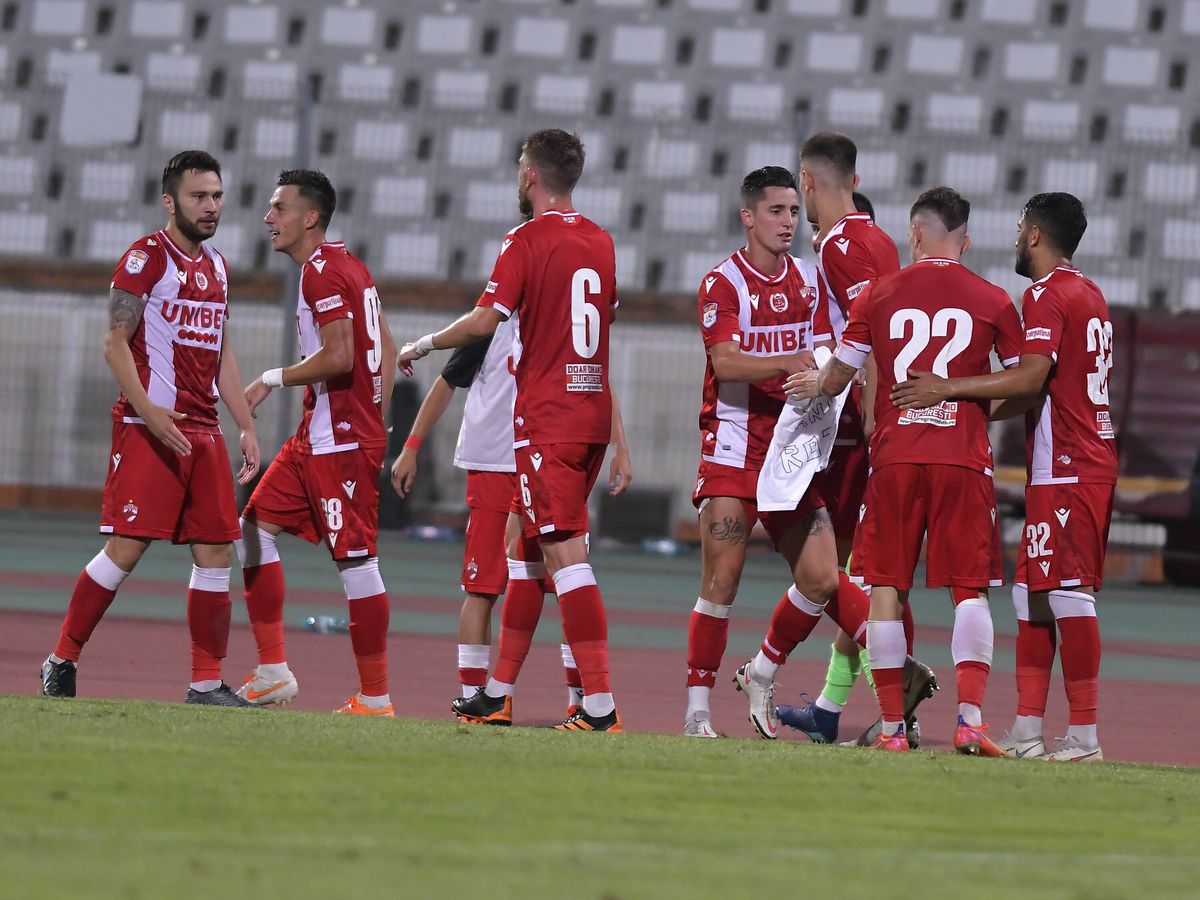 Sorin Cârțu, nemilos cu doi dinamoviști: „Eu îi țineam o etapă, două! Îți bați joc de munca mea?”