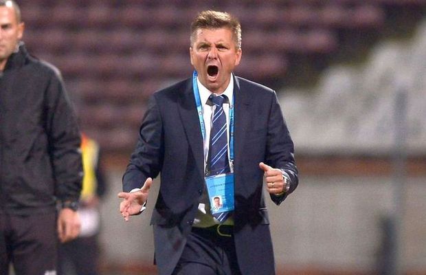 Uhrin ar putea forța o schimbare importantă la Dinamo + Ce le-a transmis jucătorilor la prima întâlnire