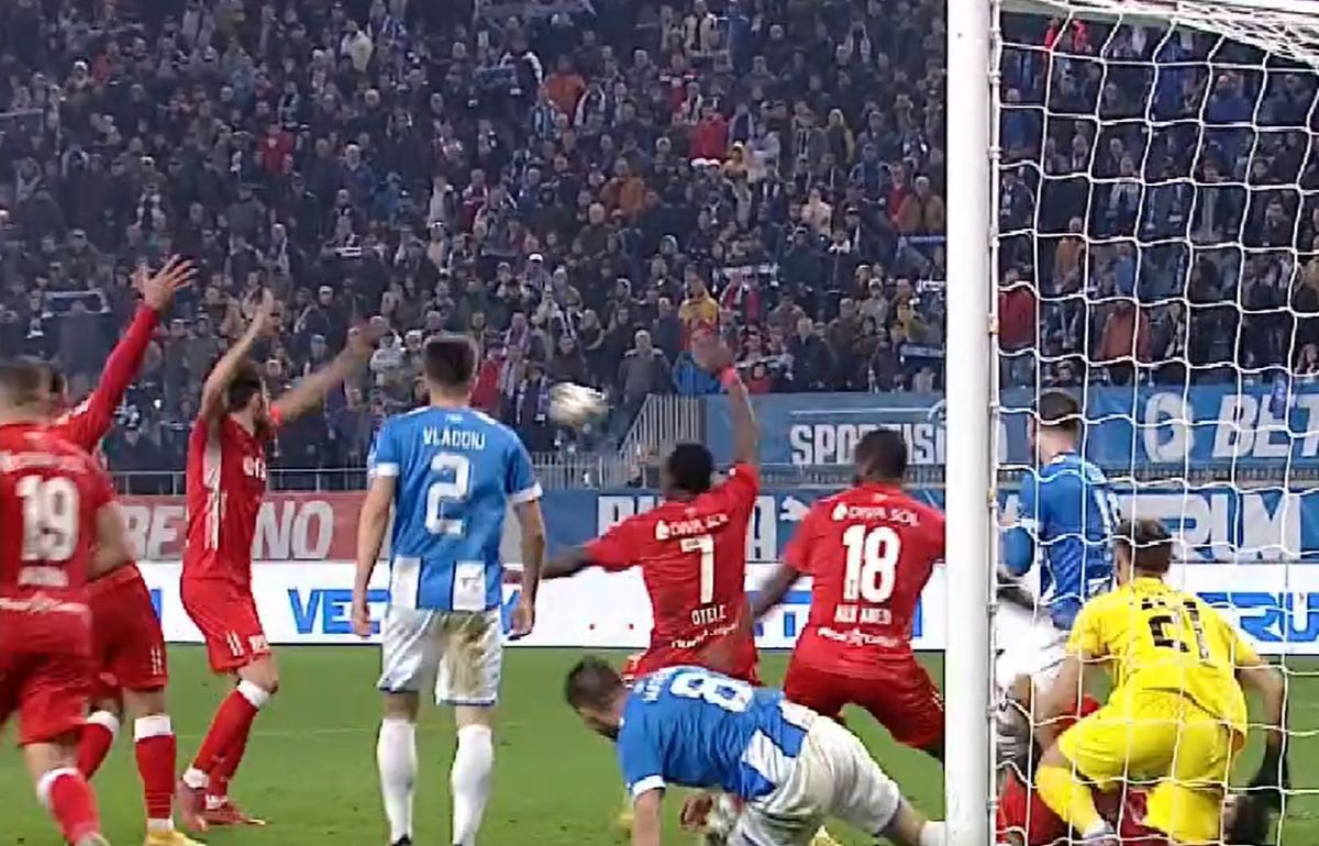 Porumboiu a sunat în direct, nedumerit de explicațiile lui Marius Avram: „Prezinți lucruri care nu sunt în regulament. Eu n-am auzit de așa ceva!”