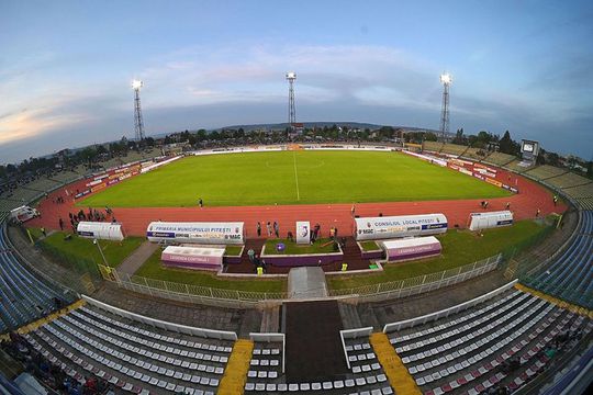 Arena „Nicolae Dobrin” din Pitești urmează să fie demolată. FC Argeș va avea un nou stadion, în valoare de 100 de milioane de euro, care ar urma să fie gata peste 3 ani.
