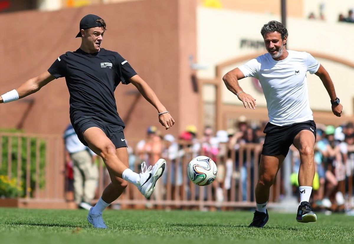 Holger Rune și Patrick Mouratoglou, antrenament fotbal