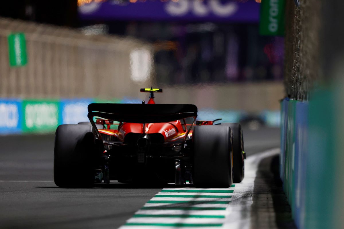 Debutantul care a făcut senzație la Jeddah în monopostul Ferrari, reacție savuroasă: „Nici nu știu ce s-a întâmplat în cursă!” 