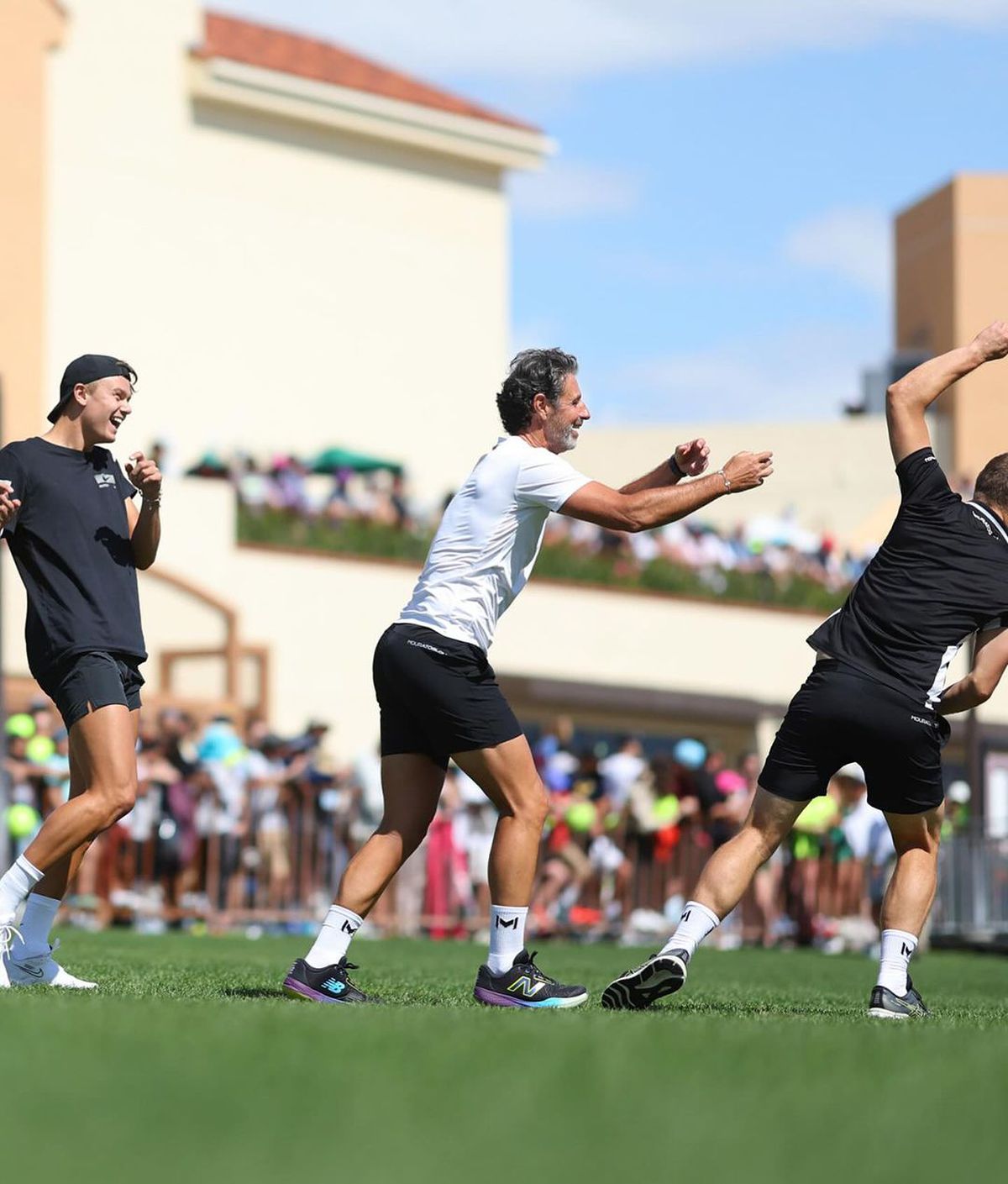 Brazilianul Ronaldo schimbă sportul: „Fotbalul de astăzi a devenit mult prea plictisitor. Nu mai rezist să văd un meci întreg, prefer să mă uit cinci ore la tenis!”