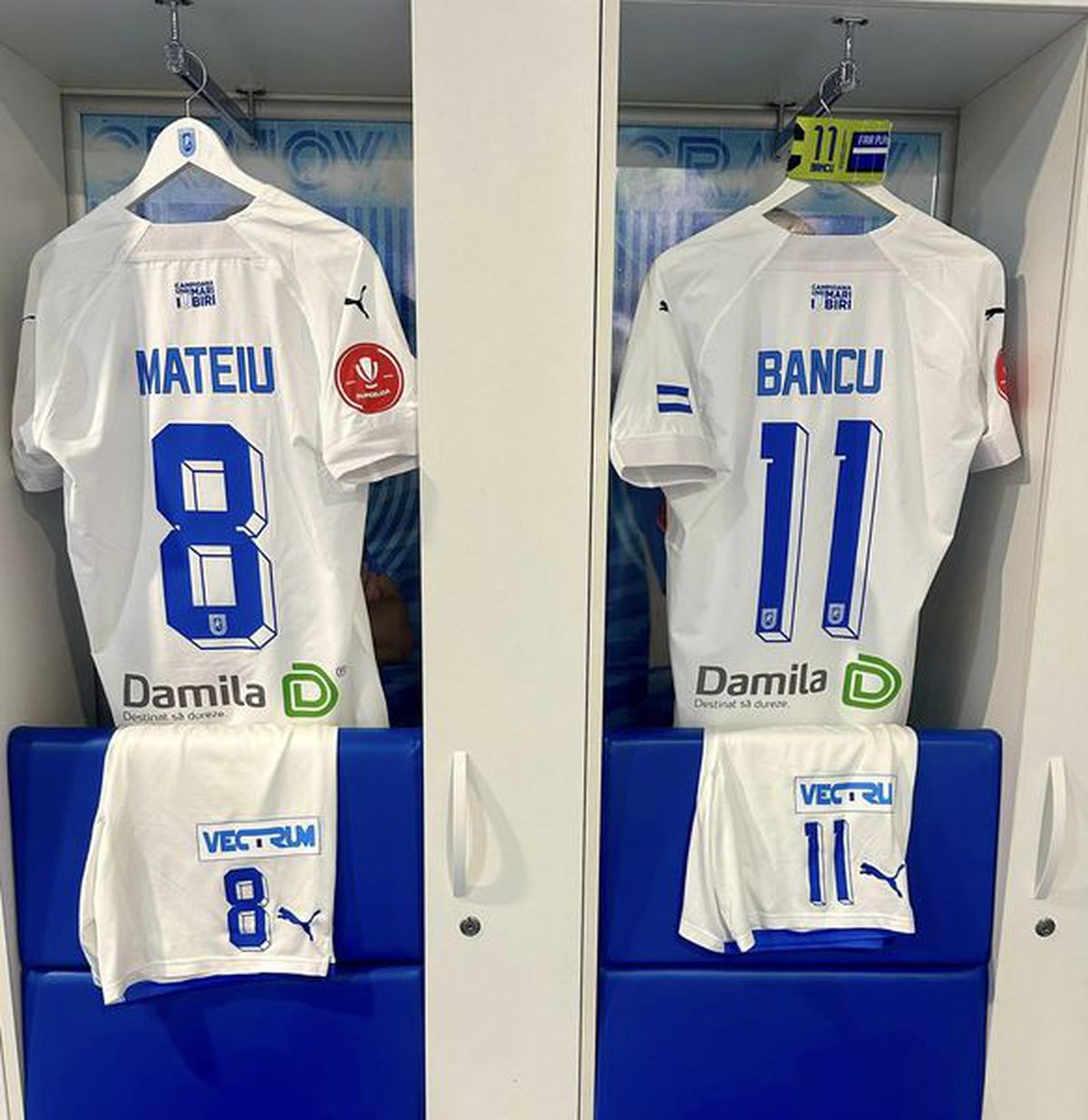 FOTO FCU Craiova joacă în albastru, Universitatea în alb