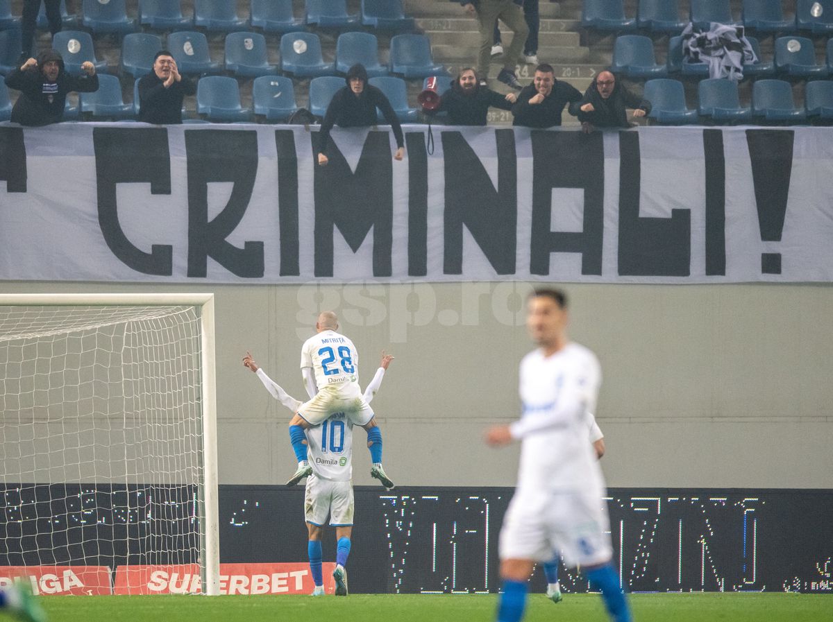 Cele mai spectaculoase imagini din meciul FCU Craiova - Universitatea Craiova