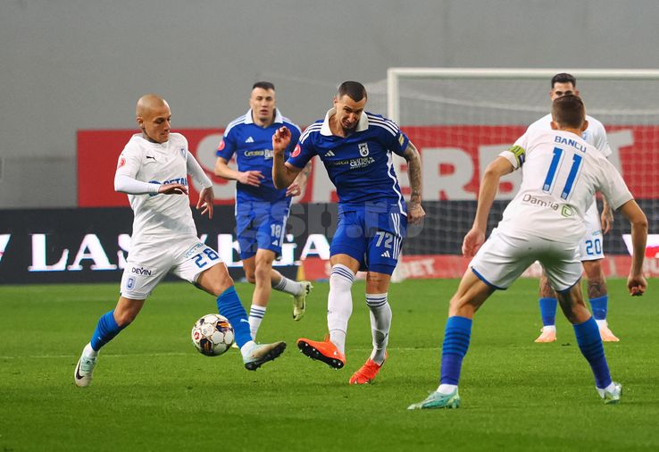 Cele mai spectaculoase imagini din meciul FCU Craiova - Universitatea Craiova