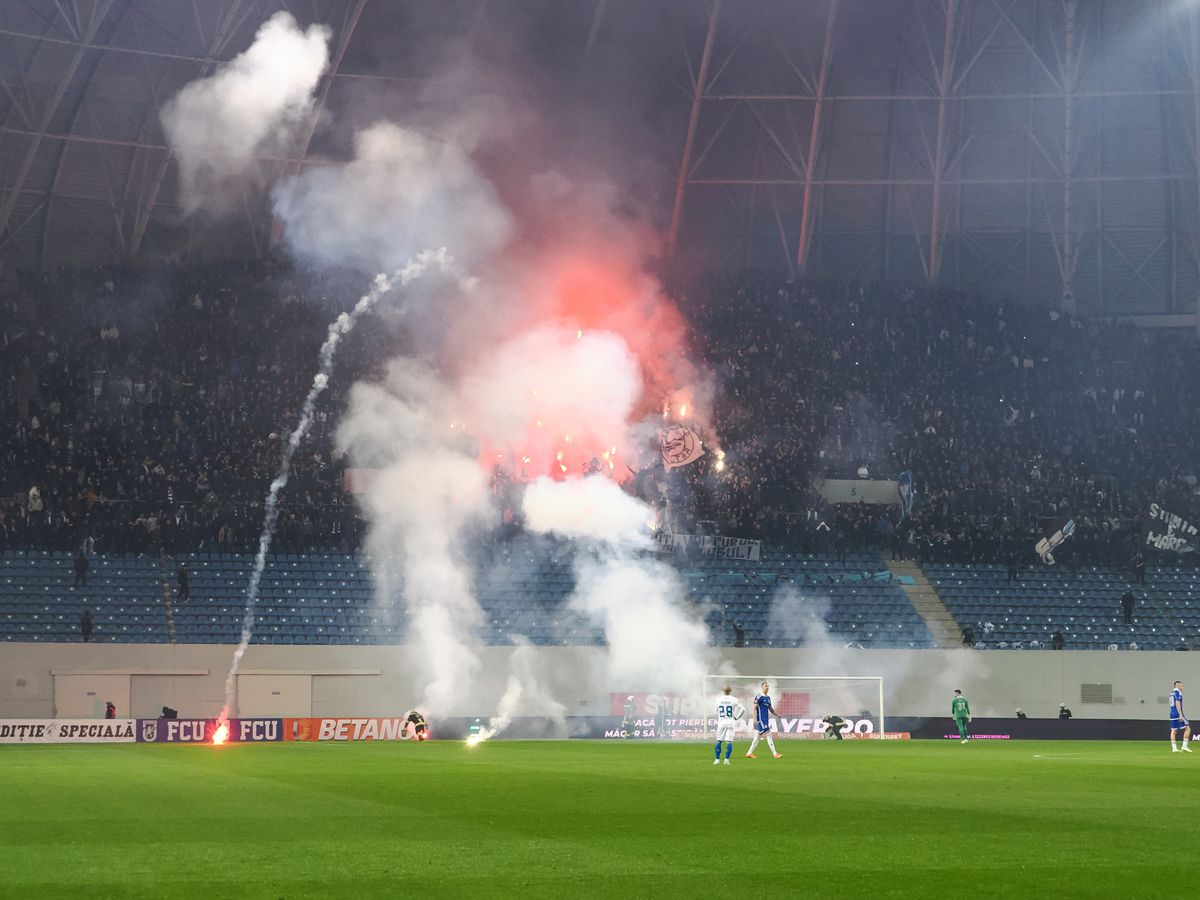 Nicolo Napoli, imaginile serii la FCU Craiova - Universitatea Craiova