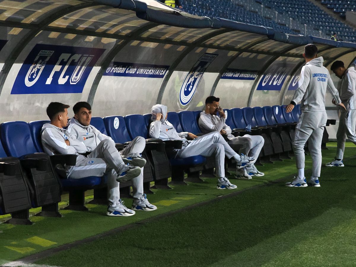 Imagini dinainte de FCU Craiova - Universitatea Craiova