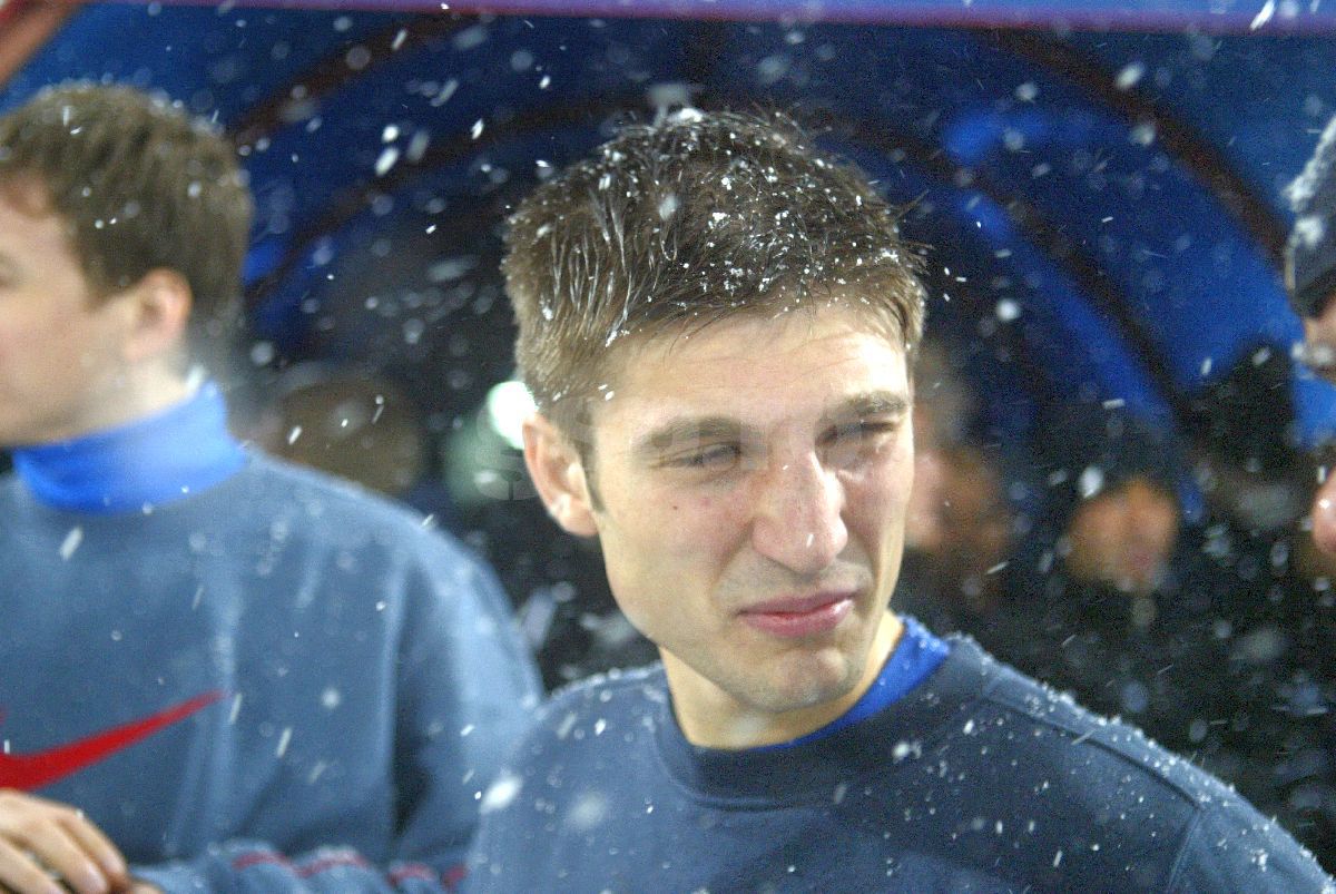 19 ani de la istoricul meci FCSB - Villarreal » Amintirile unei vedete de atunci: „Am ieșit la încălzire, iar în 3 minute s-a făcut zăpada până peste genunchi!”