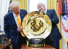 Donald Trump, uluit de ce i-a arătat Infantino în Biroul Oval: „Nu am mai văzut așa ceva vreodată”