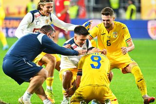 Ajax și Valencia se bat pe vedeta Superligii! Suma enormă pusă în joc: „Ne-am înțeles, dar mai erau doar câteva ore!”