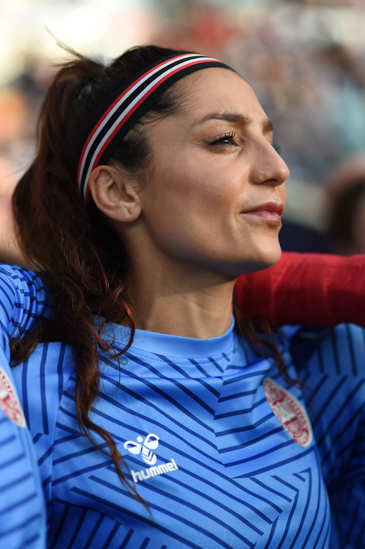 Povestea impresionantă a Nadiei Nadim, fotbalistă profesionistă și chirurg: „E același val de adrenalină și în sala de operație, ca pe teren” » Cu tatăl ucis de talibani, a venit ca refugiată în Danemarca, la 12 ani