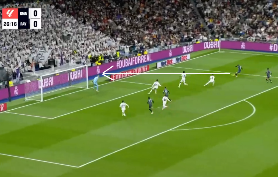 Bellingham în genunchi, „piruetă” lângă Mbappe, dar amețit de Vinicius » Cadru cu cadru, cum s-a descurcat Andrei Rațiu contra lui Real Madrid