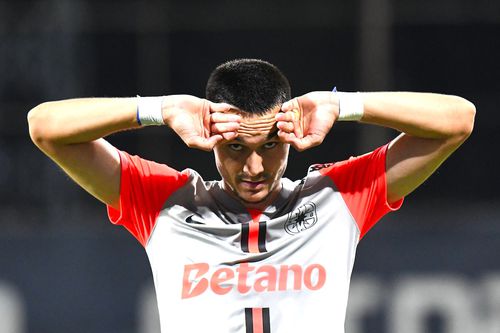 Adrian Șut e om de bază la FCSB // foto: Imago