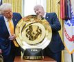 Donald Trump, alături de Infantino și trofeul Cupei Mondiale a Cluburilor/ foto Imago Images