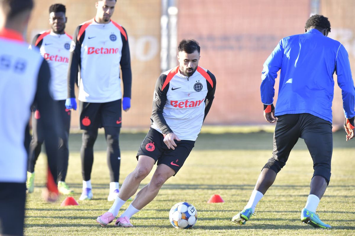 Prima lovitură pentru Rădoi! „S-a rupt” la antrenamentul cu Mirel și lipsește 4 săptămâni de la FCSB