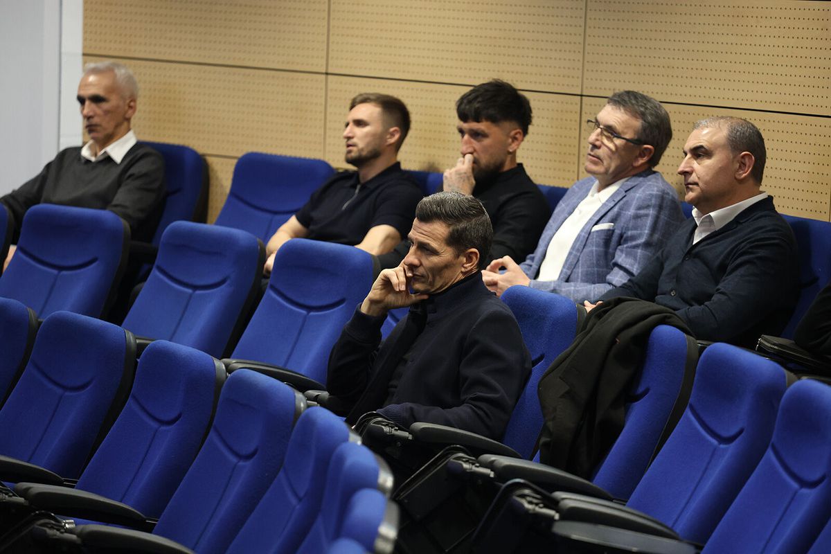 Întâlnirea dintre Kyros Vassaras și reprezentanții cluburilor din Superliga