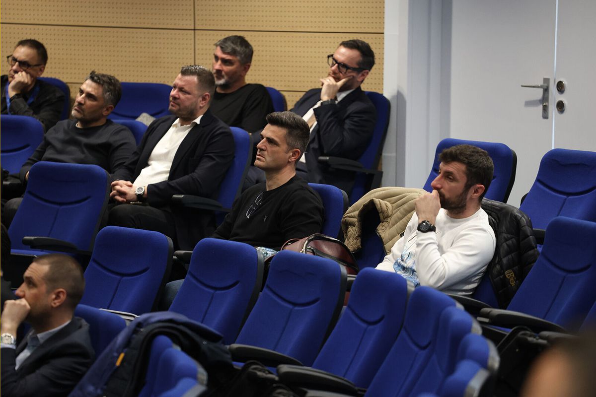 Întâlnirea dintre Kyros Vassaras și reprezentanții cluburilor din Superliga