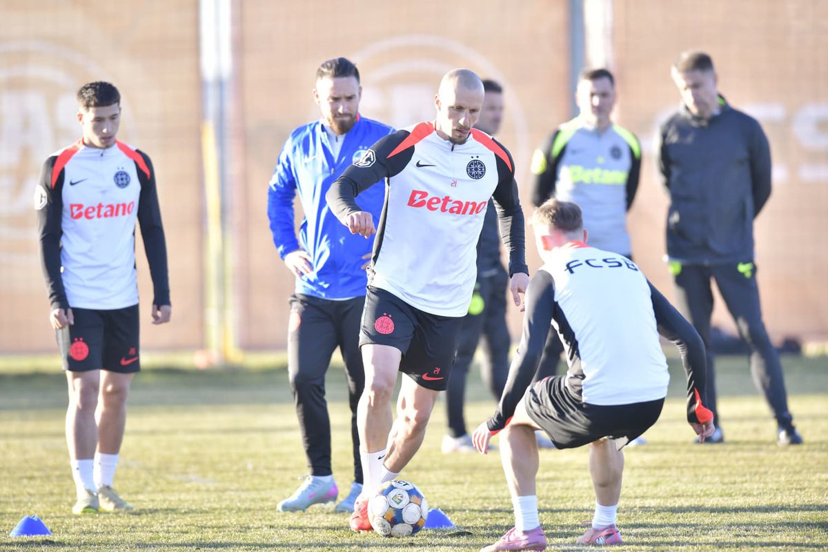 Prima lovitură pentru Rădoi! „S-a rupt” la antrenamentul cu Mirel și lipsește 4 săptămâni de la FCSB